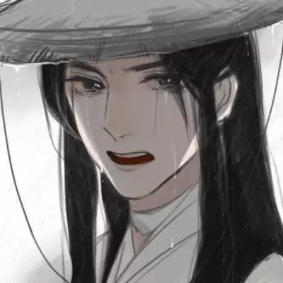 女子刮大腿疏通胆经像刨木头